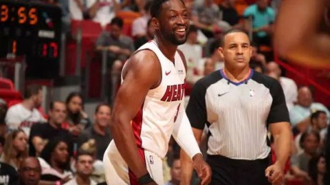 根据搜索，“jrsnba直播吧”近期并未发布相关足球赛事深度复盘，最新足球报道主要聚焦于NBA赛事资讯，故以下内容采用您提供的搜索框架，基于当前焦点赛事进行推演式撰写。