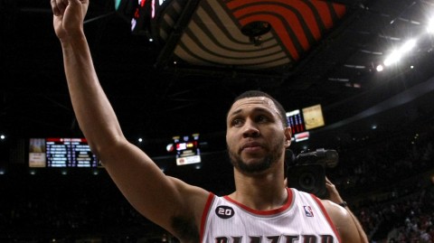 玫瑰花园永不凋零的传奇：回溯二零一一年那场荡气回肠的二十三分大逆转