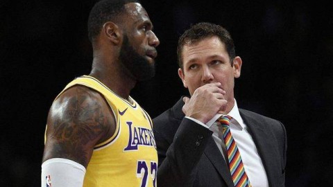 4月1日10:30湖人vs骑士——