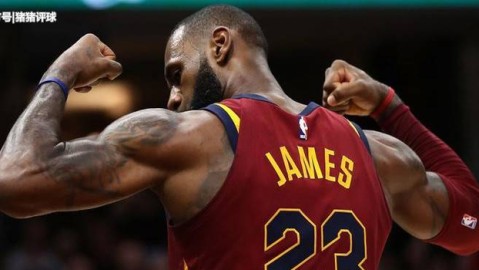 麦科勒姆32分导演末节28-15大逆转，老鹰客场掀翻尼克斯将系列赛拖入1-1平局