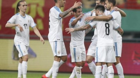 友谊赛-乌拉圭2-1乌兹别克斯坦，托雷斯萨纳布里亚建功吉亚诺夫破门