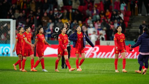 女足挪威英格兰比分预测：蓝衣军团能否攻克奥斯陆，打破多年历史阴影？