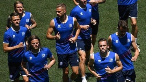 冰岛VS英格兰！三狮残阵远征，维京战吼能否再造奇迹？——欧国联前瞻