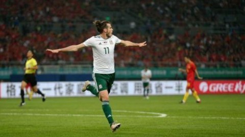 威尔士十号球员：拉姆塞退役与红龙军团10号球衣的传奇传承