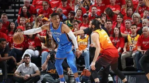 雷霆VS火箭！西部榜首遭遇防守铁军，青年军能否掀翻卫冕冠军？——NBA季后赛首轮前瞻