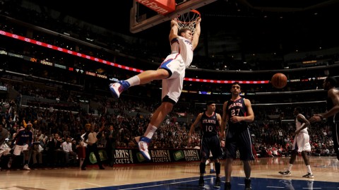 二〇二六篮坛回眸：给力芬肆虐篮筐的暴力美学时代