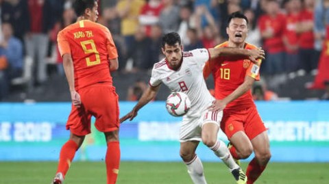 友谊赛-托雷斯&amp;萨纳布里亚建功，乌拉圭2-1送卡纳瓦罗首败